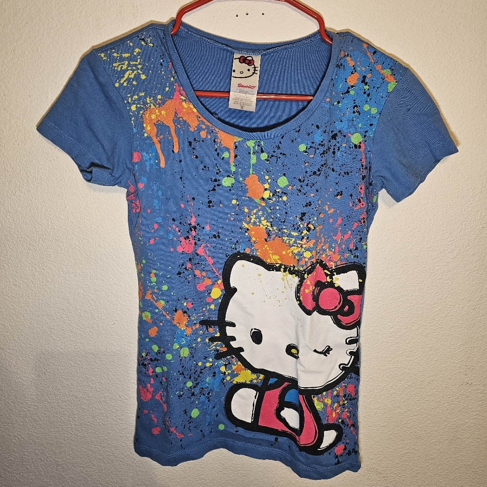 Sanrio Hello Kitty Short Sleeve T-shirt small